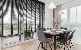 Bright & Modern Apartment With Parking Near Arena Gdansk By Noclegi Renters